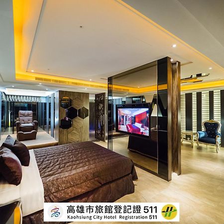 كاوشيونغ 薇風情汽車旅館 - 鳳山館 المظهر الخارجي الصورة